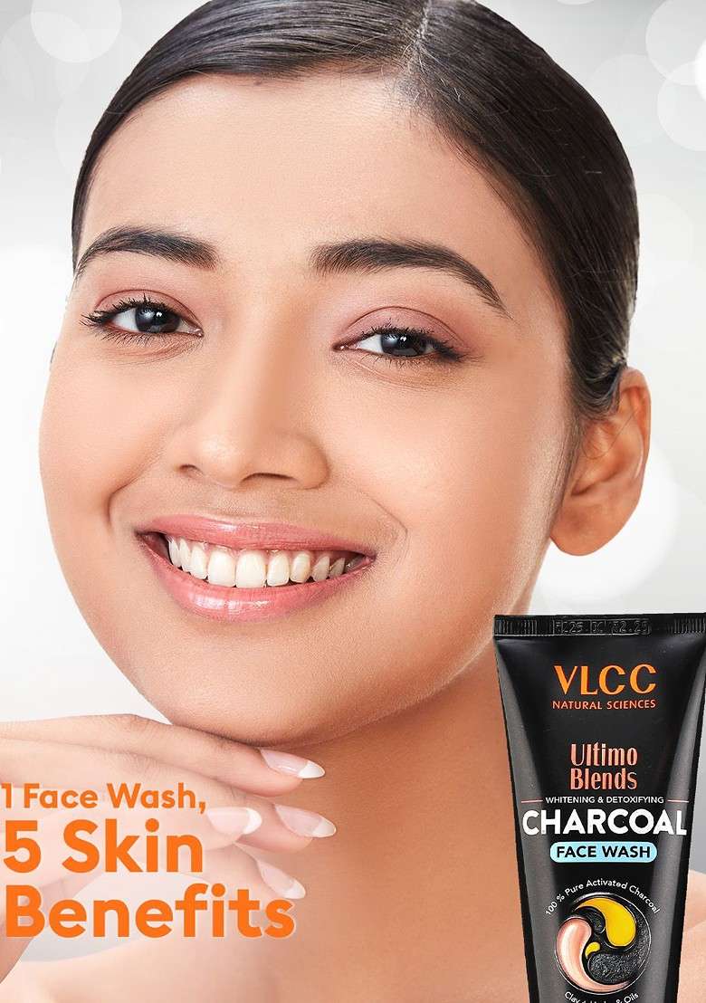 Vlcc Unisex Ultimo Blends Whitening Detoxifying Charcoal Face Wash 100 Ml - Indya