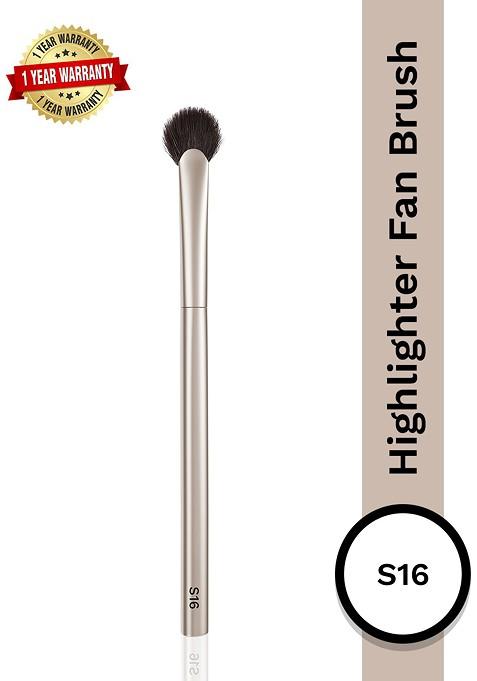 Pac S16 Highlighter Fan Brush Rose Gold