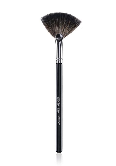 Vega Professional Vppmb 35 Soft Bristles Fan Brush Black