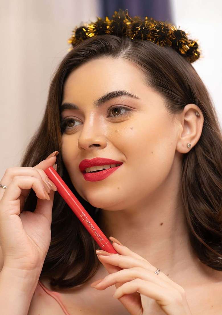 Pac Moody Matte Smudge Proof Transfer Lipstick Birthday Bash - Indya