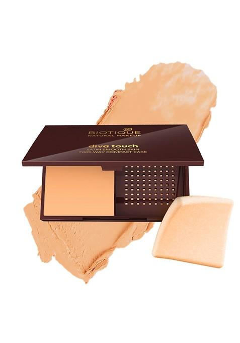 Biotique Natural Makeup Diva Touch Creamy Oatmeal Satin Smooth Skin 3 In 1 Compact C102