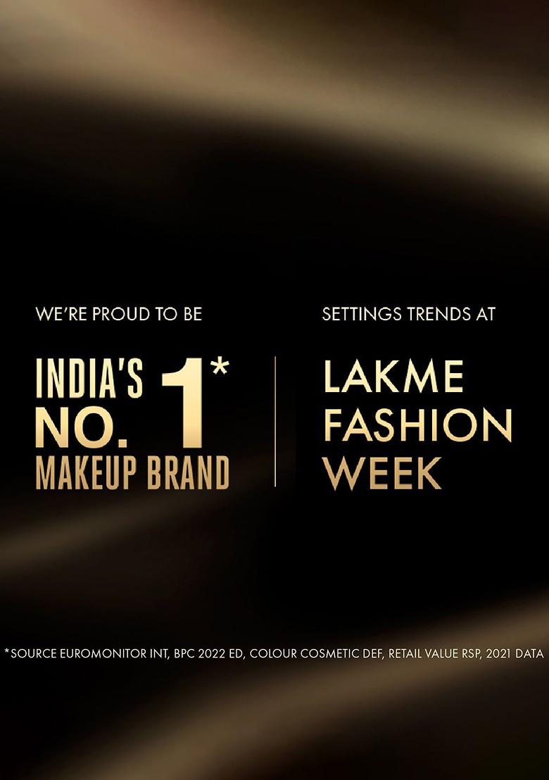 Lakme Face It Weightless Pressed Powder Highlighter With Olive Oil 4G Gold H2