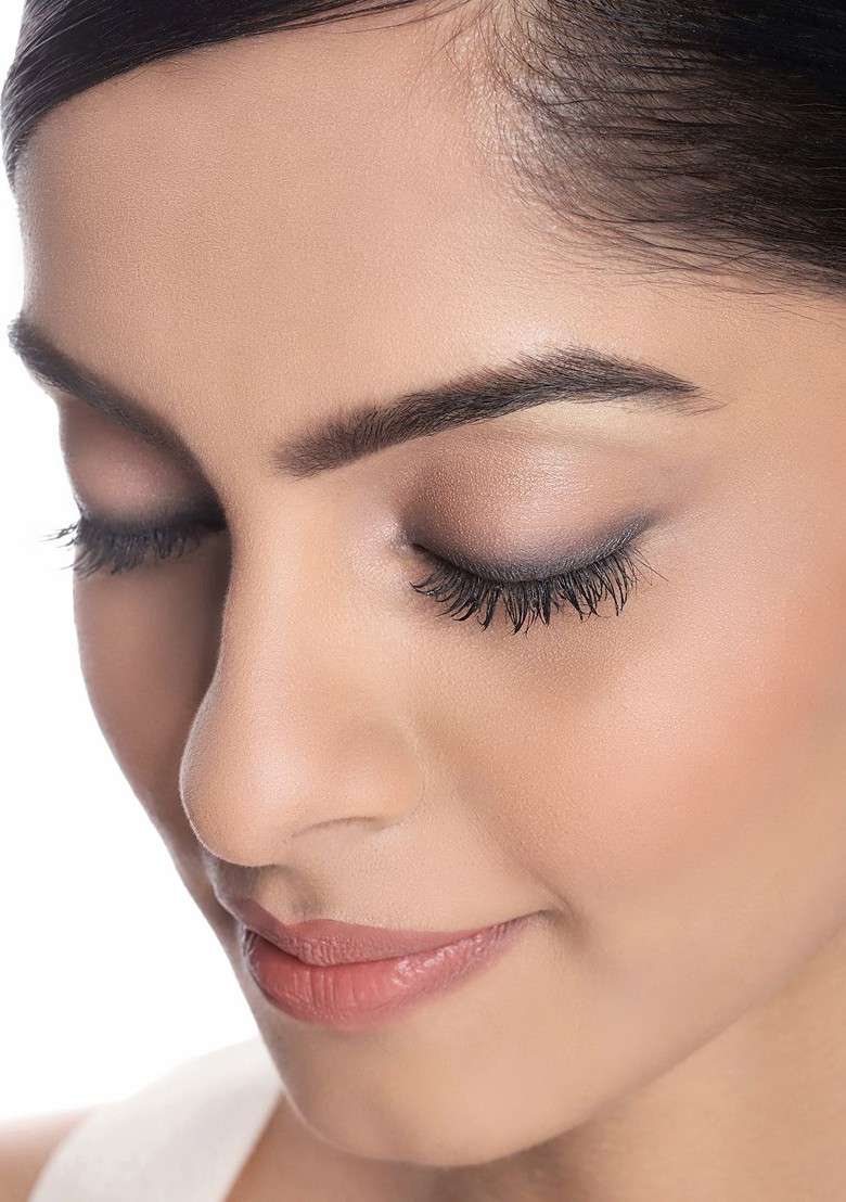 Sugar Kohl Of Honour Intense Richly Pigmented Kajal 0 25 G Black Out 01 - Indya