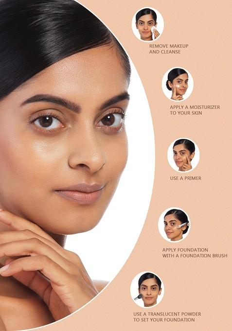 Biotique Natural Makeup Diva Radiance Almond Glow Illuminating Matte Foundation F104