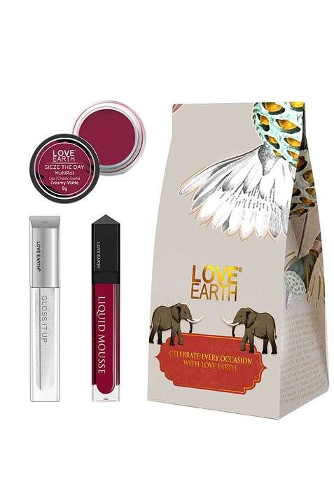 Love Earth Festive Combo Lip Gloss 3Ml Liquid Lipstick 6Ml With Cheek Tint 8G
