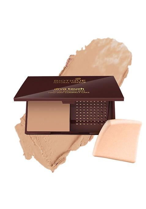 Biotique Natural Makeup Diva Touch Almond Glow Satin Smooth Skin 3 In 1 Compact C104