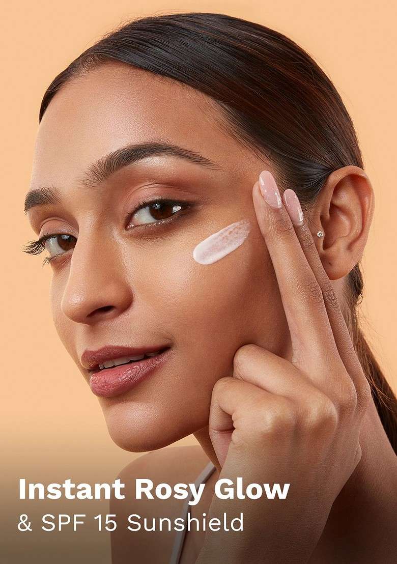 Pilgrim Illuminating Glow Moisturizer Lightweight Highlighter With Spf 15 30Ml - Indya