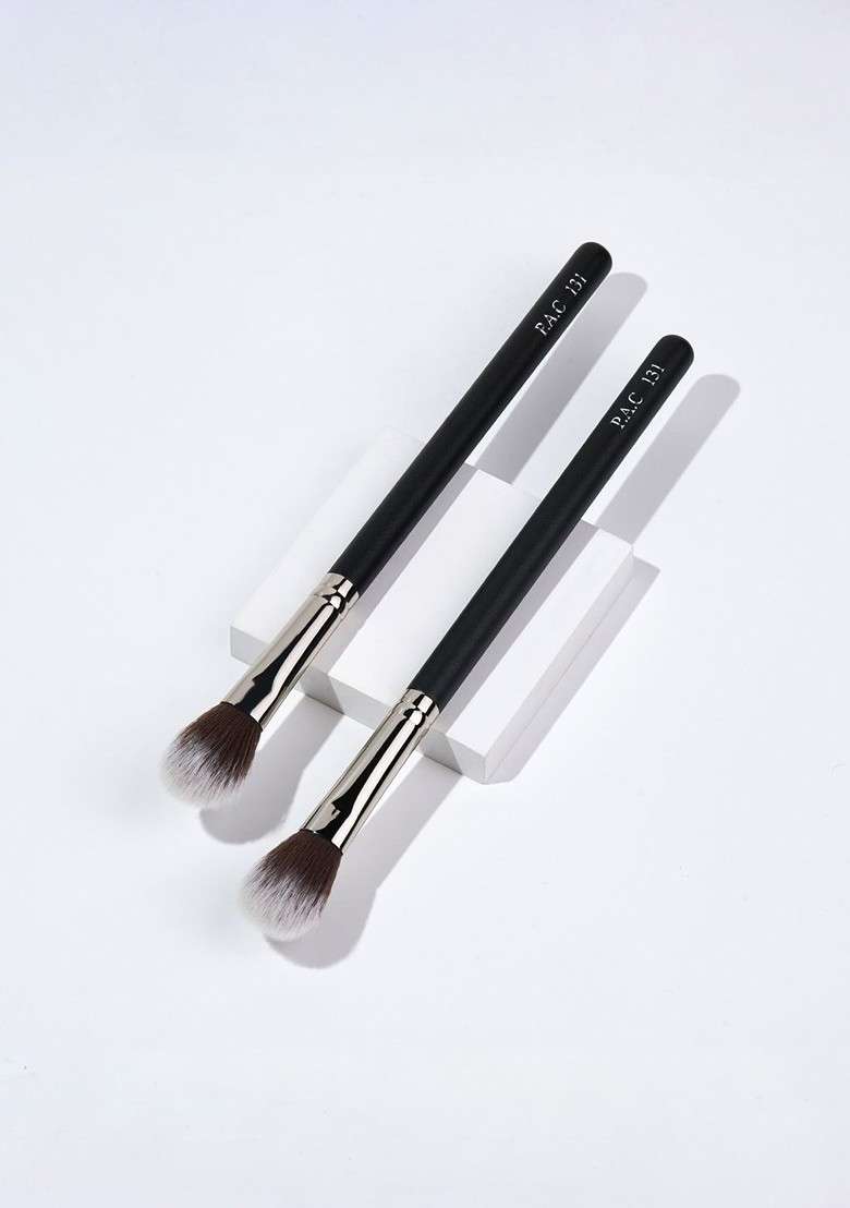 Pac Highlighter Brush 131 - Indya