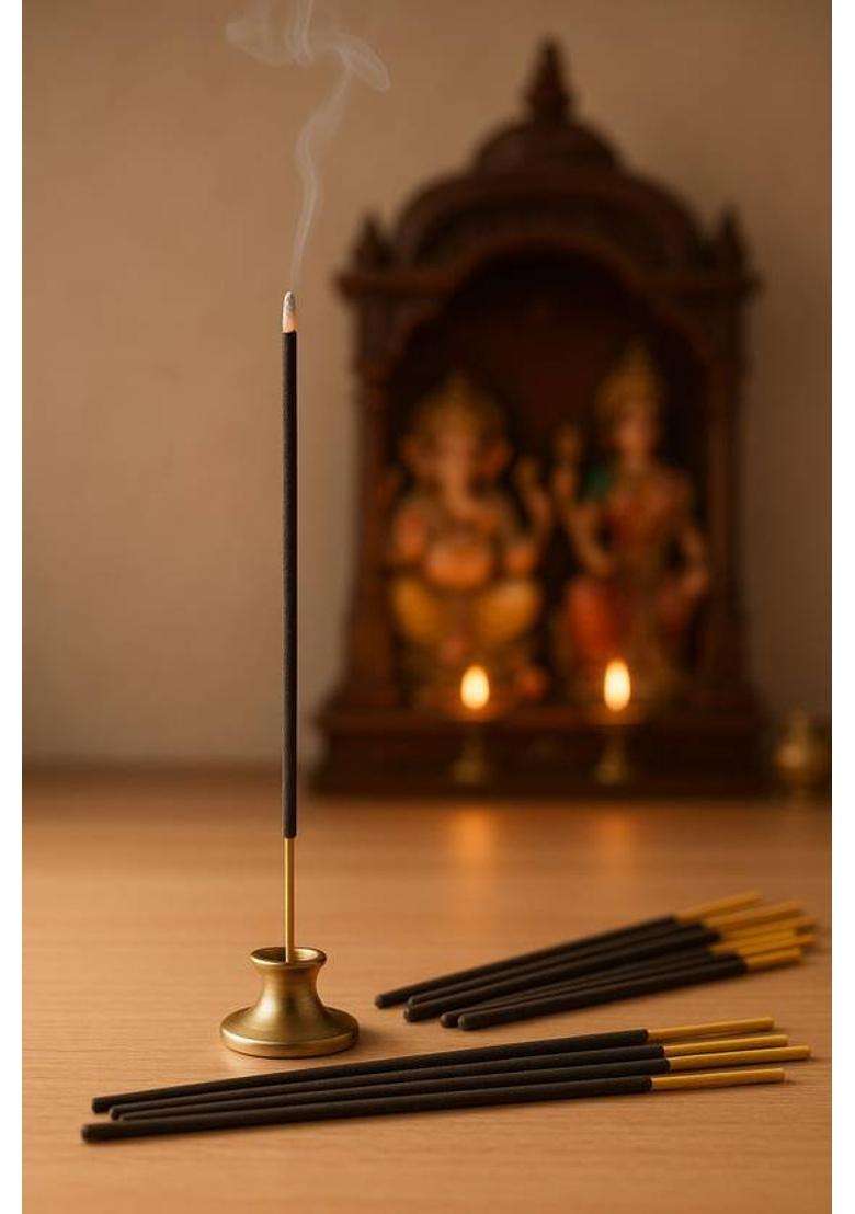 Divineflame Aromatic Agarbatti Sticks For Temple Office & Home Tulsi (500 G Set Of 1) - Indya