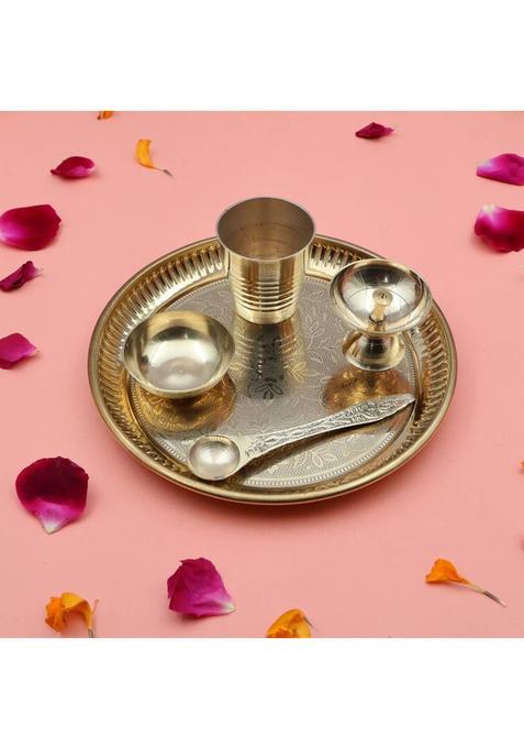 Flipkart Smartbuy Handcrafted 100% Brass Pooja Flower Thali Plate Set With Paro Pyali Diya (1 Pieces, Gold)