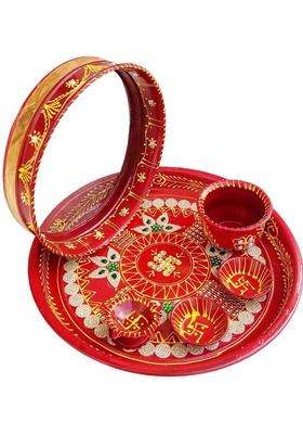 Niozaki Handcrafted Karwa Chauth Pooja Thali Set With Chalni Diya Bowl And Lota Stainless Steel (6 Pieces Red)