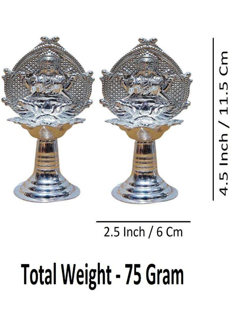 Sigaram Brass 4.5 Inch Fancy Kamakshi Diya For Home Pooja Decore K4564 (2 Pieces Silver) - Indya