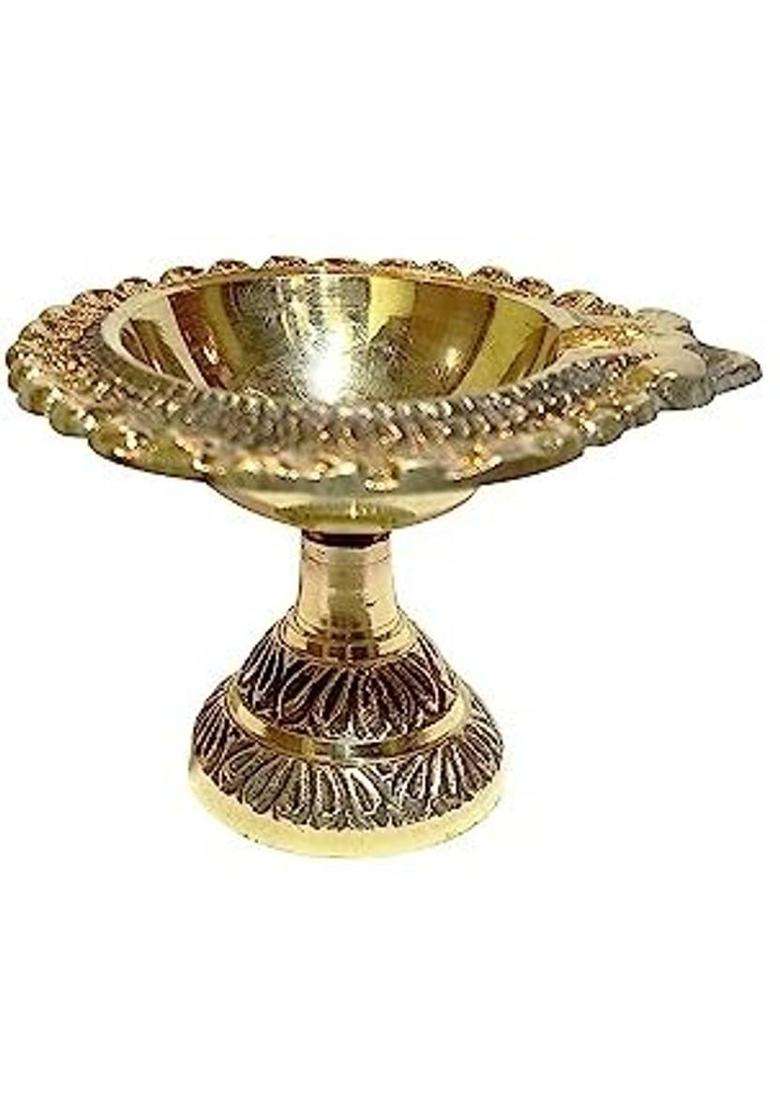 Yoshiva Brass Diya For Puja Worship Home Or Temple Table (Height 1.5 Inch) - Indya