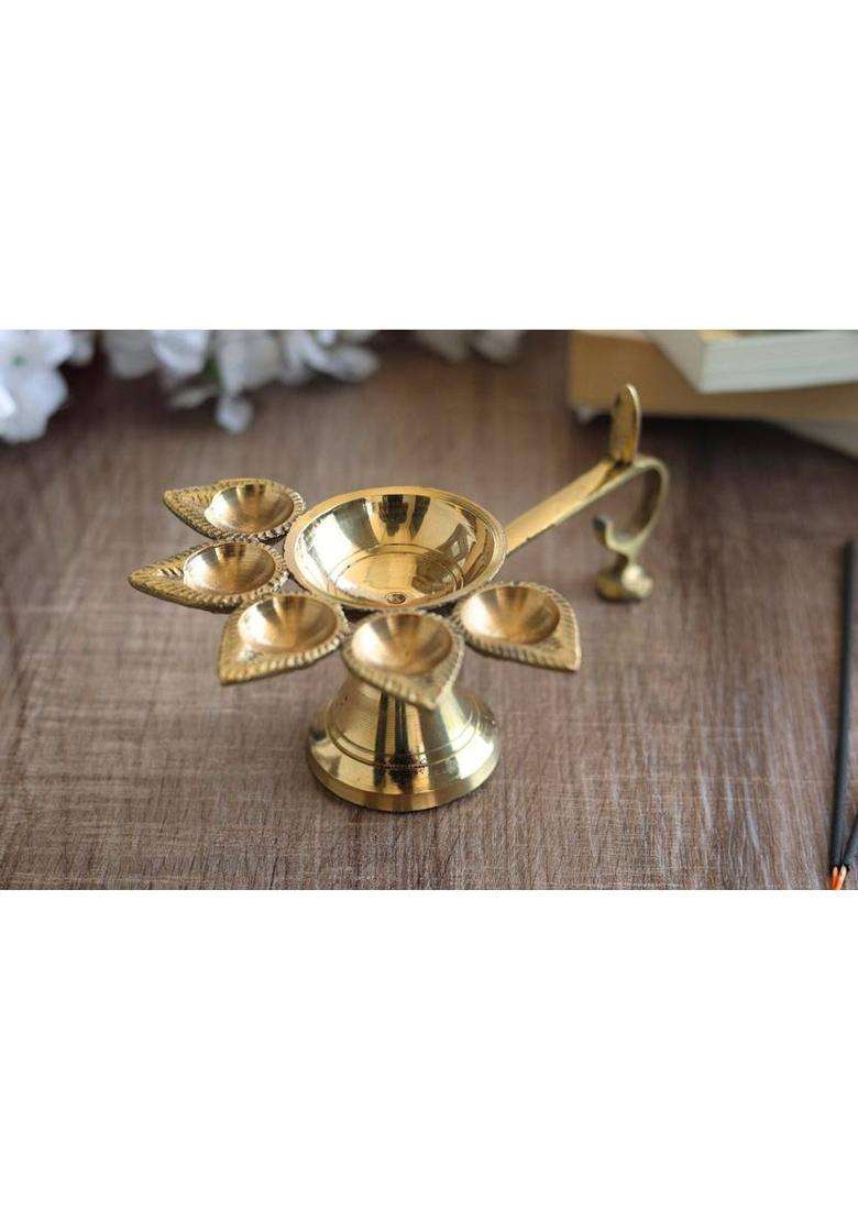 Brass Panch Aarti Diya With Indian Art Villa Cleaning Powder Indianartvilla Antique Design For Home And Tempel Size-5X1.5 Table (Height 2.5 Inch) - Indya