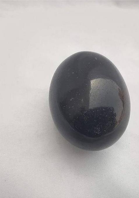 Gupangam Shaligram Stone For Lord Vishnu Puja Shaligram Shila For Tulsi Pooja - 2 Inch Decorative Showpiece - 6 Cm(Marble Black)
