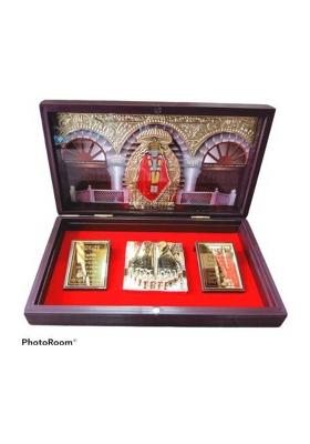 Saichha Gifts Shirdi Sai Baba Charan Gift Box Wooden Momento Decorative Showpiece - 21 Cm(Wood Gold Plated Gold)