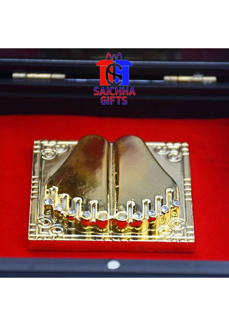 Saichha Gifts Shirdi Sai Baba Photo Frame With Charan Paduka Sadguru Sai Wooden Momento Decorative Showpiece - 12 Cm(Wood Gold Plated Multicolor) - Indya