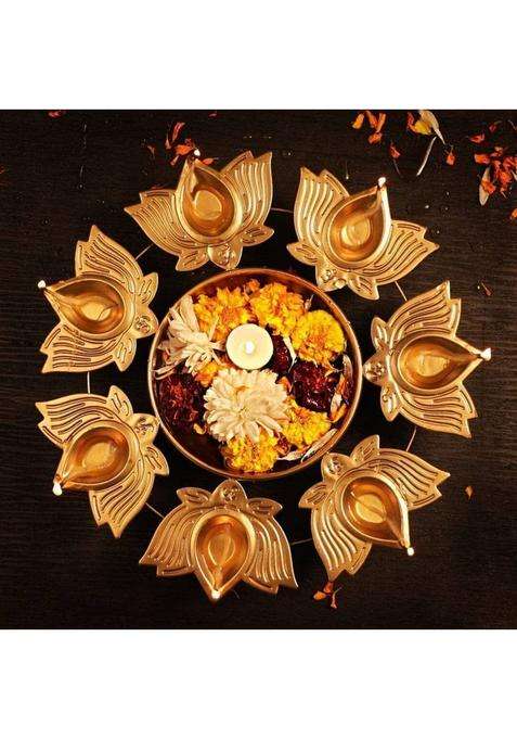 IMRAB CREATIONS Decorative Metal Urli Bowl for Floating Flowers with Diya Border (Dia - 10 Inch) Iron Table Diya Set(Height 2.5 inch)