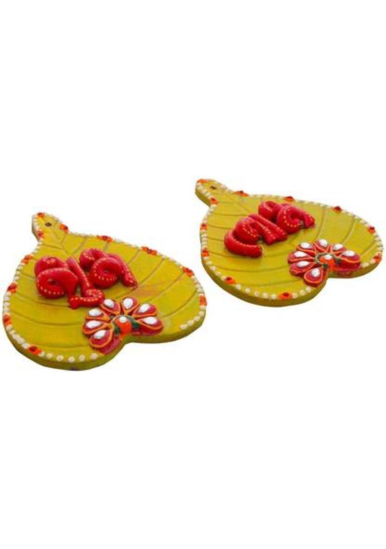 Vivan Creation Designer Paan Shape Shubh Labh Door Hanging Decorative Showpiece - 12 cm&nbsp;&nbsp;(Wood, Multicolor) - Indya