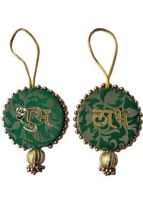 BAAKAY GLOBAL Round Shubh Labh Wall Hanging I Round Wood Door Entrance hangings Toran - 5 Inch Decorative Showpiece - 10.16 cm&nbsp;&nbsp;(Wood, Green)