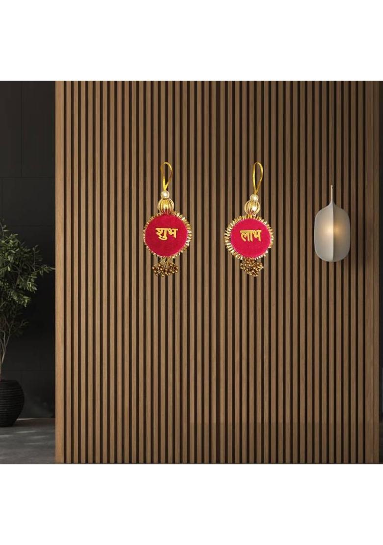 BAAKAY GLOBAL Handmade Shubh Labh Wall Hanging I Round Handcrafted with Flowers - 5Inch Decorative Showpiece - 12.7 cm&nbsp;&nbsp;(Wood, Fabric, Pink) - Indya