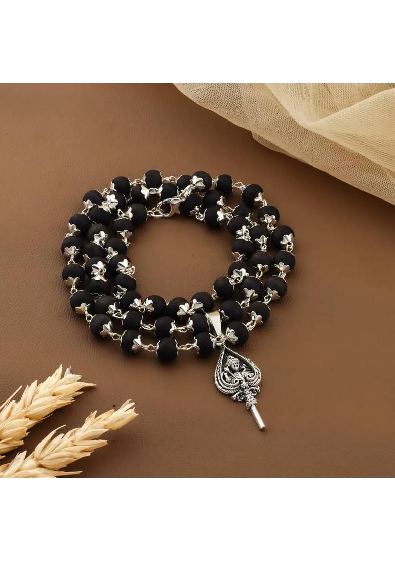 Murugan Vel-Astra Karungali Mala Silver Plated Brass Chain Set - Indya