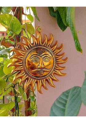 vrindavan shopi Brass Idol of Sun Face Wall Hanging for Positivity at Home & Office Brass Yantra&nbsp;&nbsp;(Pack of 1)