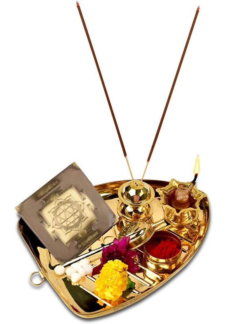 Rudra Centre Durga Brass Yantra&nbsp;&nbsp;(Pack of 1) - Indya