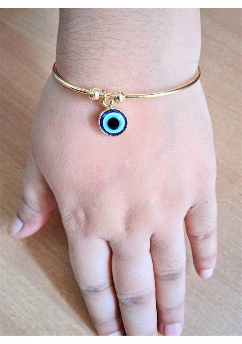 house of common Stylish & Fashionable Evil Eye Pendant chain and Bracelet for Girls & Women. Onyx Alloy Pendant Set - Indya