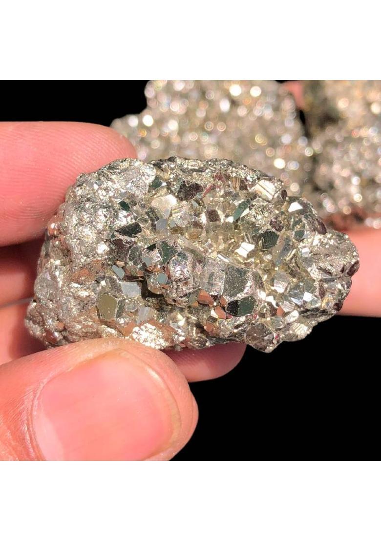 VIBESLE Combo of Pyrite Rough 40-50 Gram and Pyrite Bracelet Healing/Vastu/Gifts, Decorative Showpiece - 10 cm&nbsp;&nbsp;(Stone, Gold) - Indya