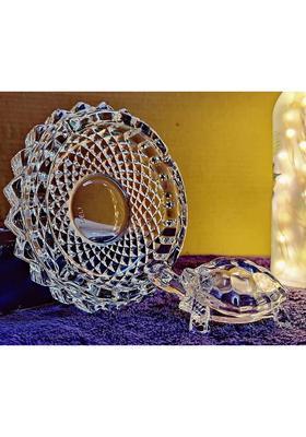 Divine Creations Crystal tortoise with a round plate for Vastu is a great addition to your home Decorative Showpiece - 12 cm&nbsp;&nbsp;(Glass, White)