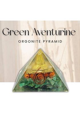 Calminds Green Aventurine Pyramid crystal for home ,Prosperity and Growth, Chakra Healing Decorative Showpiece - 8 cm&nbsp;&nbsp;(Crystal, Green)