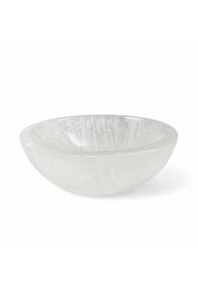 Treemaison Coronating Homes Vastu Selenite Crystal Bowl (8 CM) Natural Selenite Bowl For Charging Crystals Decorative Showpiece - 8 cm&nbsp;&nbsp;(Crystal, White)