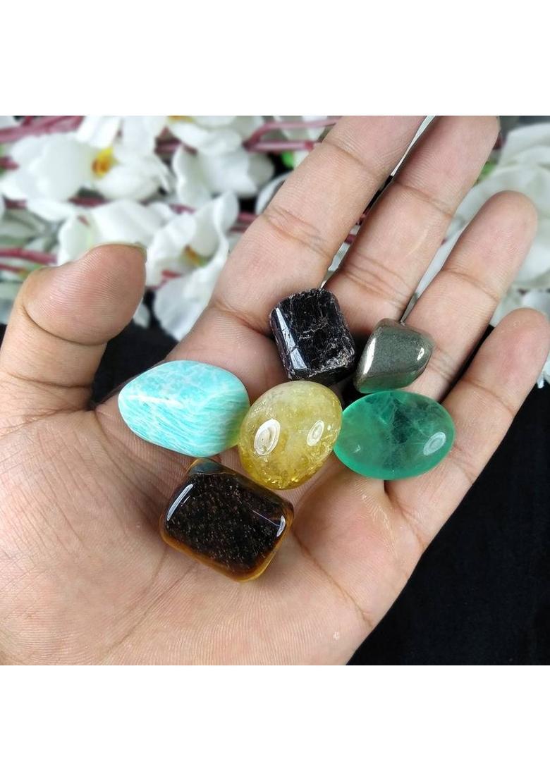 REIKI CRYSTAL PRODUCTS Wealth Crystal Tumble Stone Set Decorative Showpiece - 20 cm&nbsp;&nbsp;(Crystal, Stone, Multicolor) - Indya