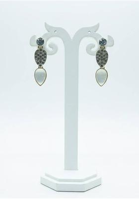 WHITE STONE EARRINGS Stone Earring Set