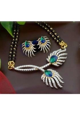 Alloy Gold-plated Black, Gold Jewel Set  (Pack of 1)