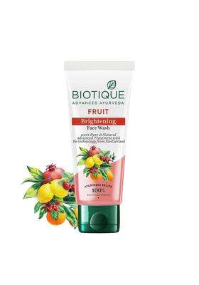 Biotique Fruit Brightening Face Wash 100 ml | Authentic Traditional Formula | Ayurvedic and Organically Pure | Advanced Swiss Technology