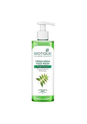 Biotique Neem Pimple Control Face Wash 250 ml | Authentic Traditional Formula | Ayurvedic and Organically Pure | Prevents Pimples