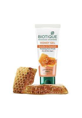 Biotique Honey Gel Soothe & Nourish Foaming Face wash 100 ml | Soap Free Formula | Reduce Dryness | 100% Botanical Extracts