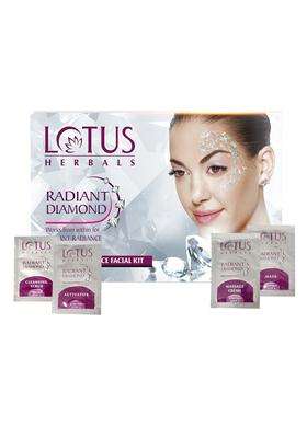 Lotus Herbals Radiant Diamond Cellular Radiance 1 Facial Kit with Diamond Dust & Cinnamon for Radiant-Looking, Smooth & Refreshed Skin 37g