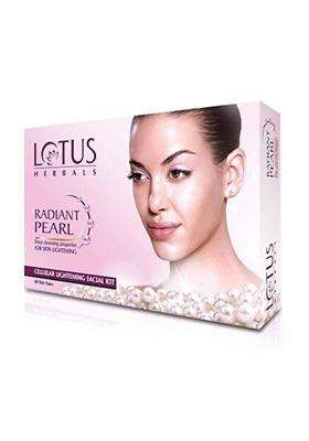 Lotus Herbals Radiant Pearl Cellular 1 Facial Kit 37g | Natural Herbal Care | For Deep Cleaning | With Pearl Extracts & Green Tea