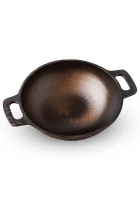 The Indus Valley Super Smooth Cast Iron Kadai Wok | 2.5 L | 2.6 Qt | 25.4 cm | 10 Inch | Non-Toxic | Pre-Seasoned | Non-Stick