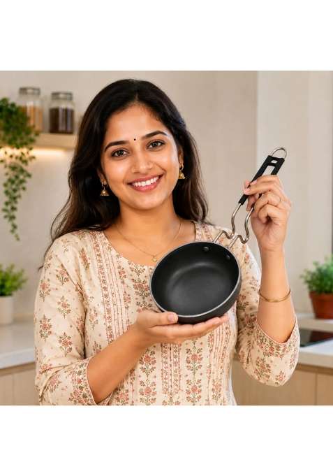 LAZYwindow Induction Cookware Iron Tadka Pan | 12 cm | 4.7 Inch | Insulated