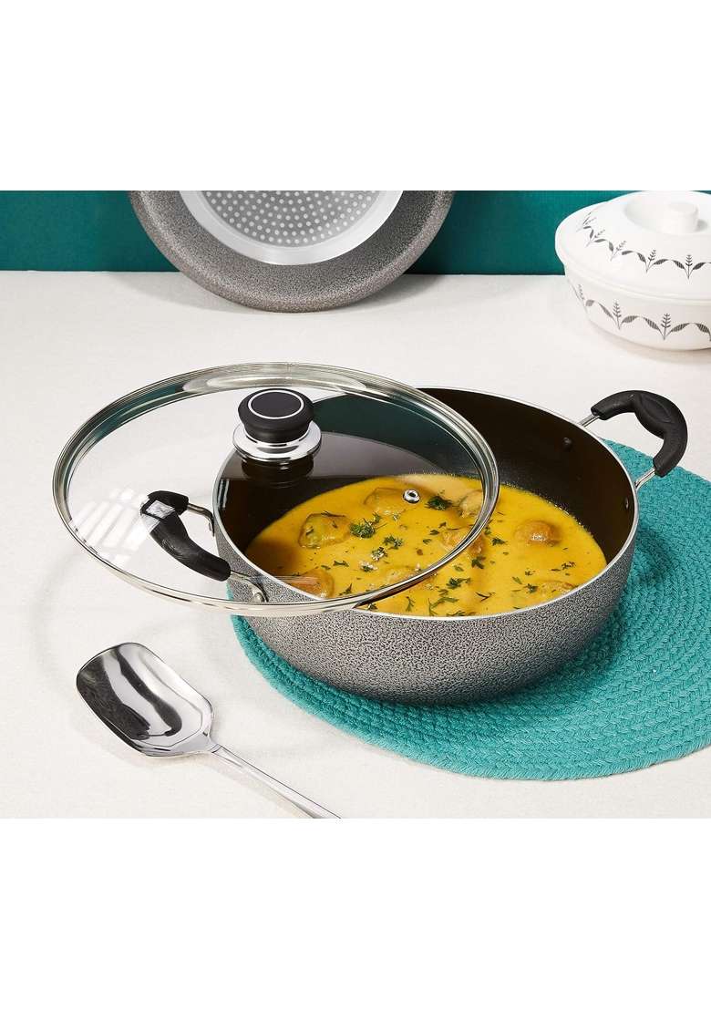 Solimo Amazon Brand Solimo Non Stick Kadhai Wok with Glass Lid | 2.5 L | 2.6 Qt | 26 cm | 10.2 Inch | Induction Compatible - Indya