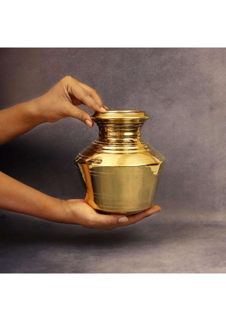 Putrika Traditional Brass Utensil Kudam | 1.5 L | 1.6 Qt - Indya