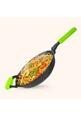 MACclite Ironium Pre-Seasoned Cast Iron Frying Pan Dia | 2 L | 2.1 Qt | 24 cm | 9.4 Inch | Induction Compatible | Non-Toxic | Non-Stick
