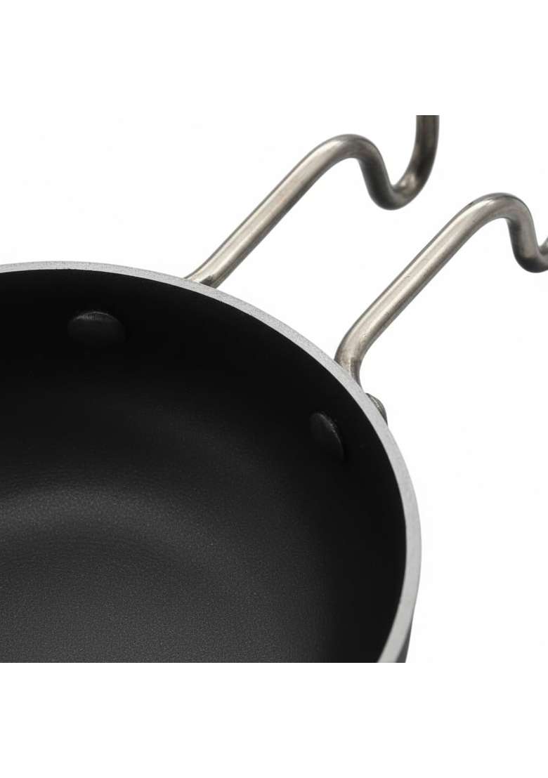 LAZYwindow Iron Tadka Pan with Steel Handle | 12 cm | 4.7 Inch - Indya