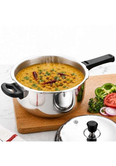 SOLARA Triply Stainless Steel Pressure Cooker | 5 L | 5.3 Qt | Induction Compatible