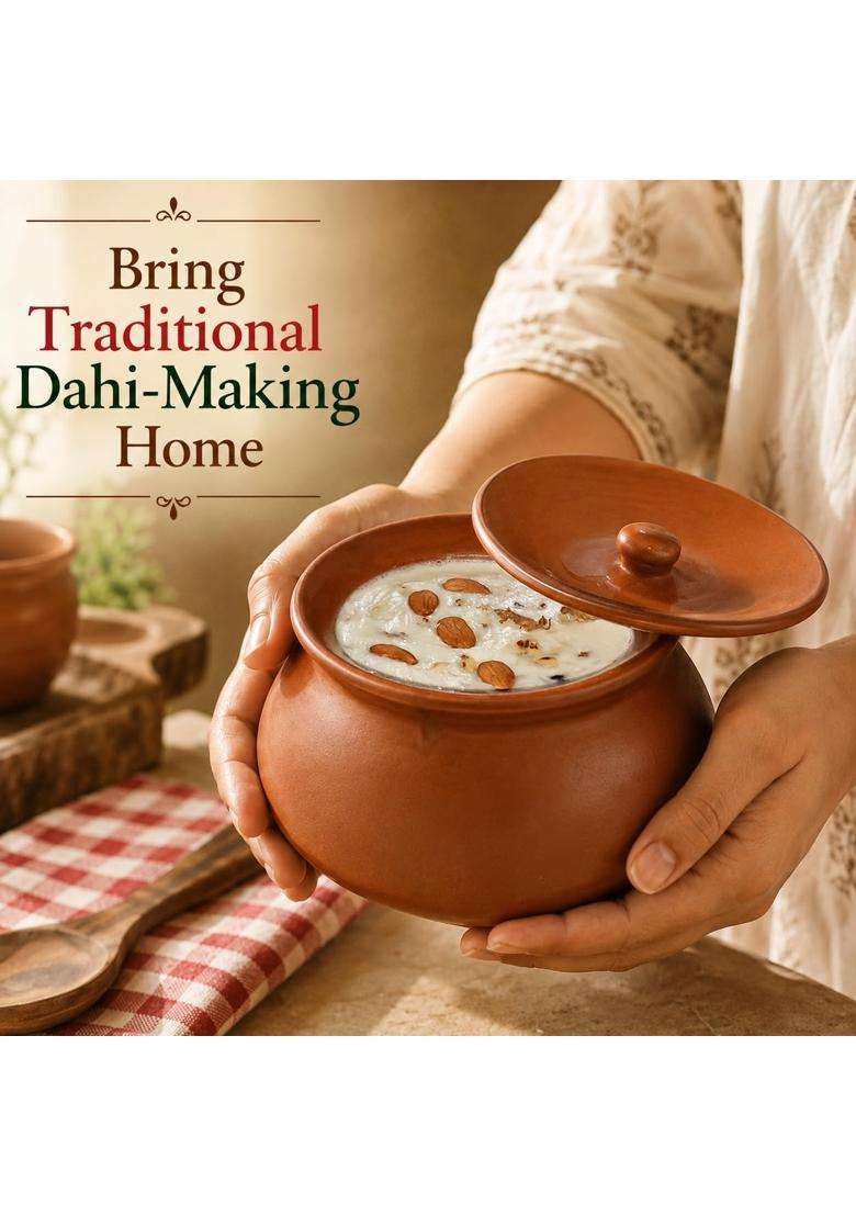 Pure Source India Round with Lid Clay Dahi Handi Cooking Pot | 1 L | 1.1 Qt - Indya