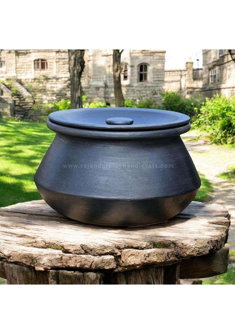 RAJENDER CLAY HANDICRAFT Black Clay Handcrafted Cooking Pot with Lid | 5 L | 5.3 Qt - Indya